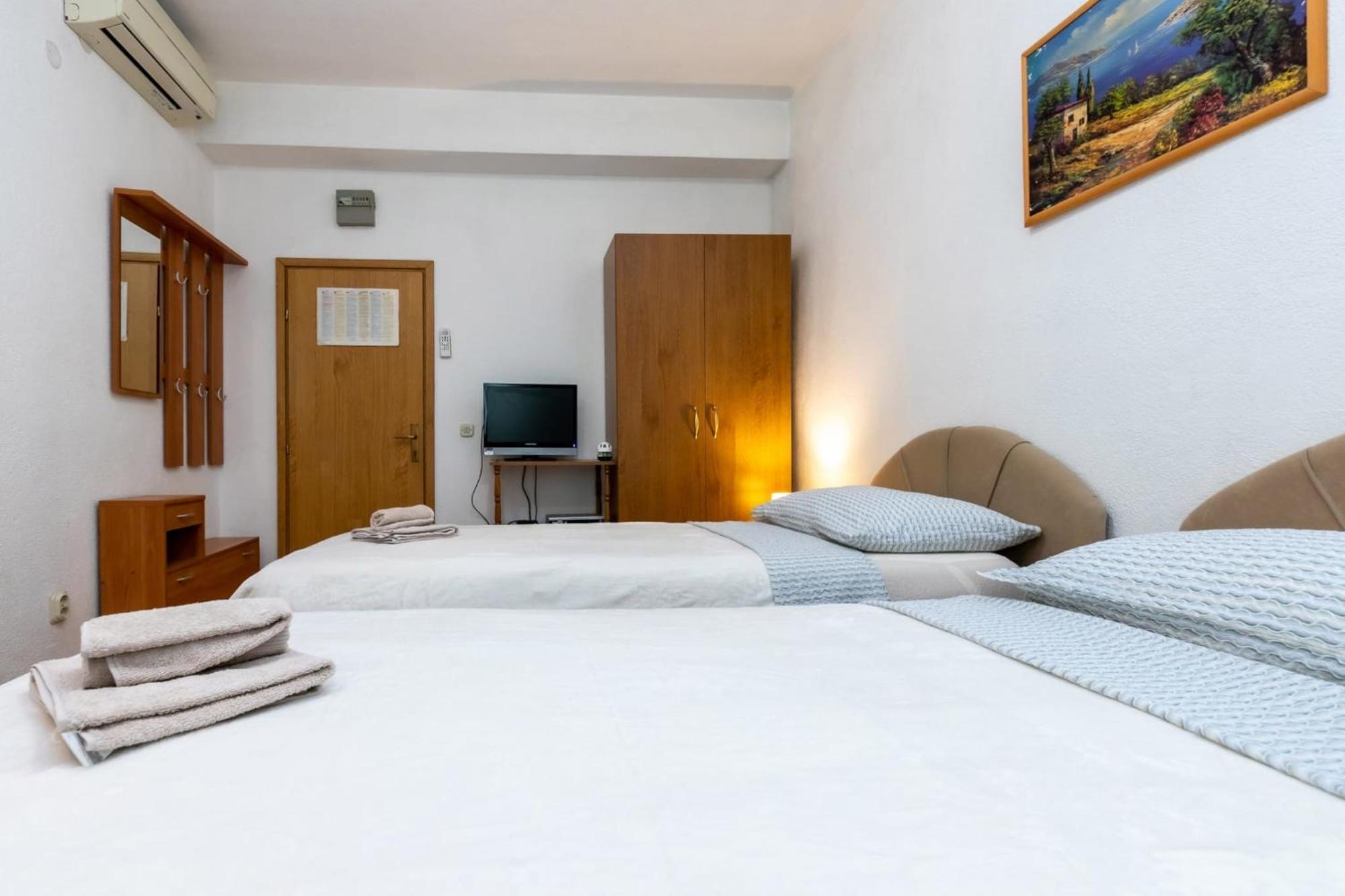 Kaštela Apartments Dino מראה חיצוני תמונה