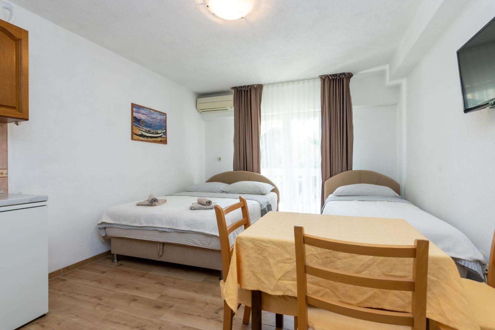 Kaštela Apartments Dino מראה חיצוני תמונה