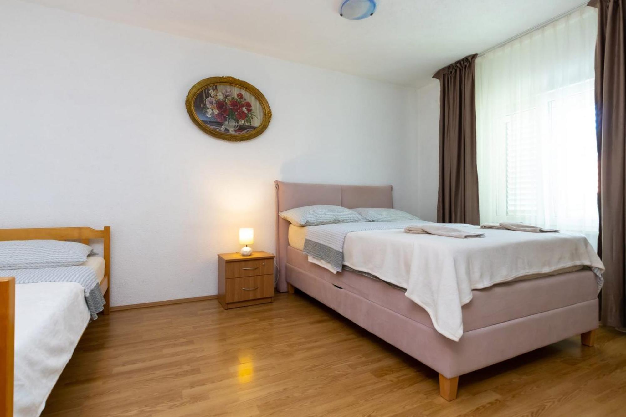 Kaštela Apartments Dino מראה חיצוני תמונה