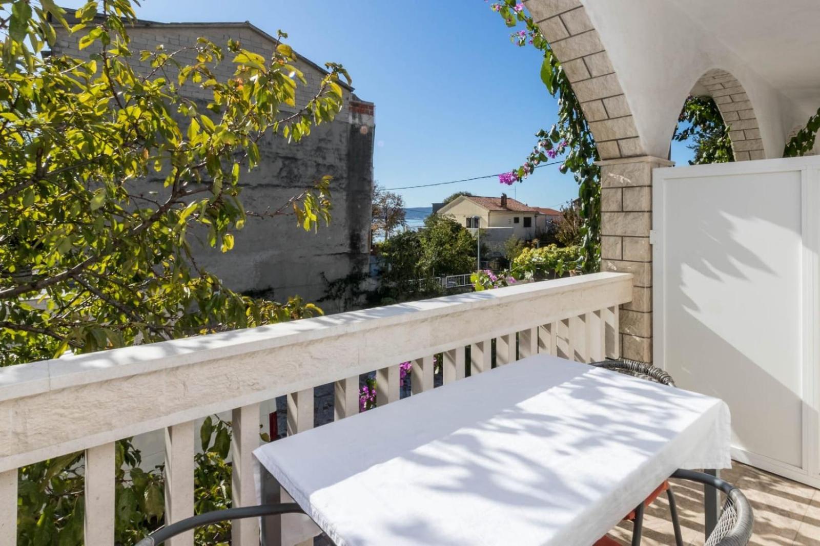 Kaštela Apartments Dino מראה חיצוני תמונה